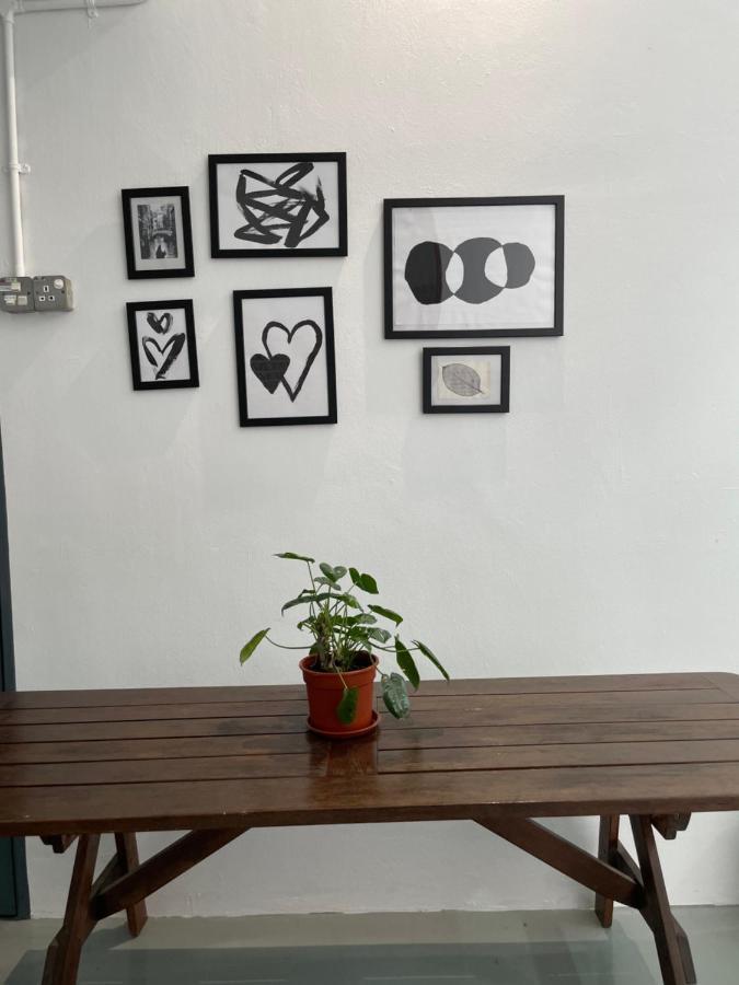 Guest House "Feel At Home" Near A Famosa Fortress & Stadhuys Malacca Luaran gambar